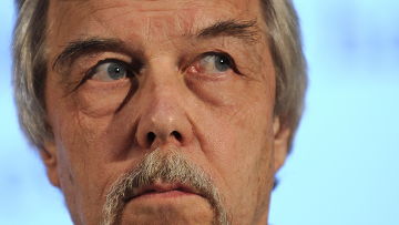 Глава ЦЕРН Рольф Хойер Глава ЦЕРН Рольф Хойер